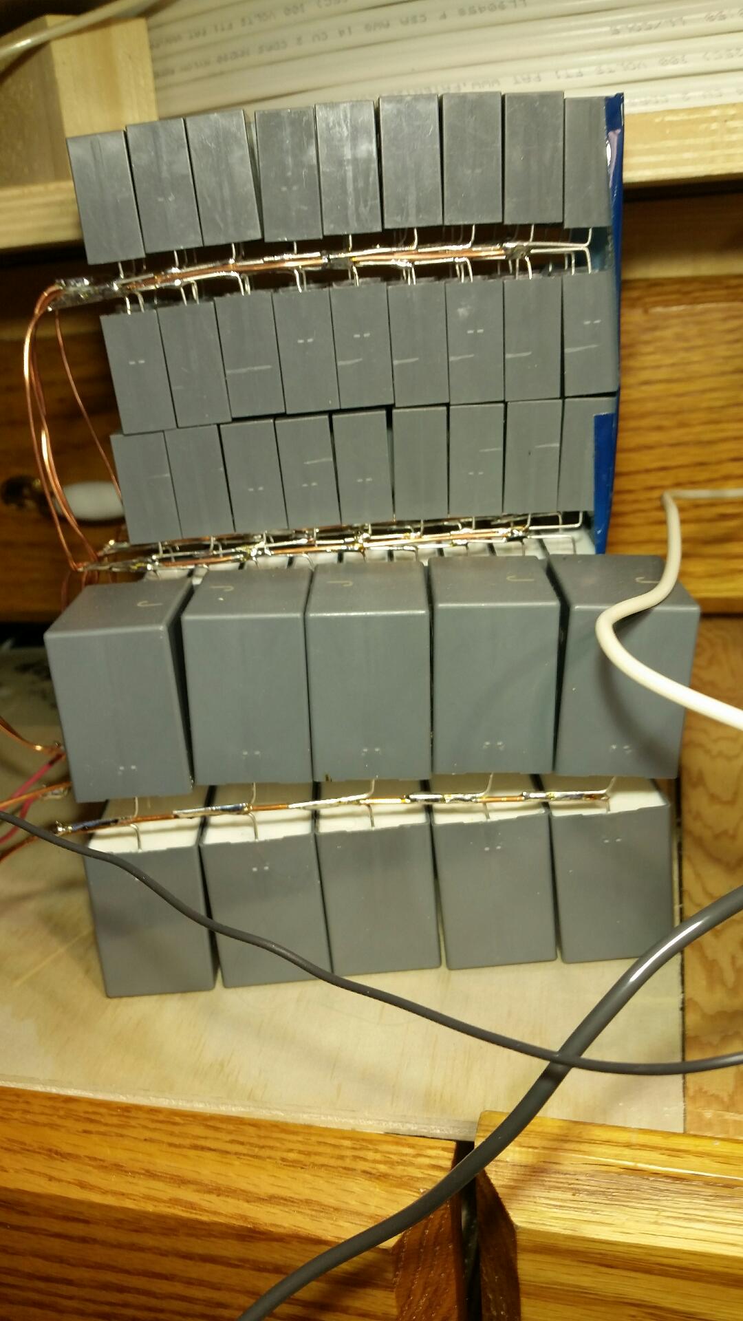 Capacitor Bank to resonate with coils rate